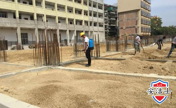 陵水学校机关防治白蚁